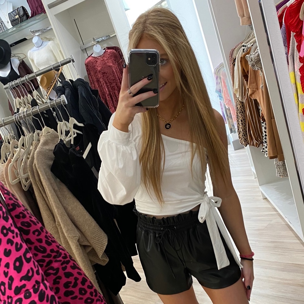 Meet your Posher, Shelby